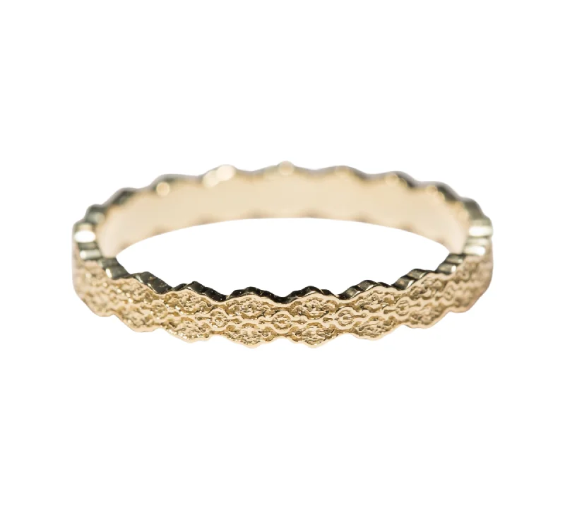 Isla Lace Wedding Ring in 14k Yellow Gold - Size 7