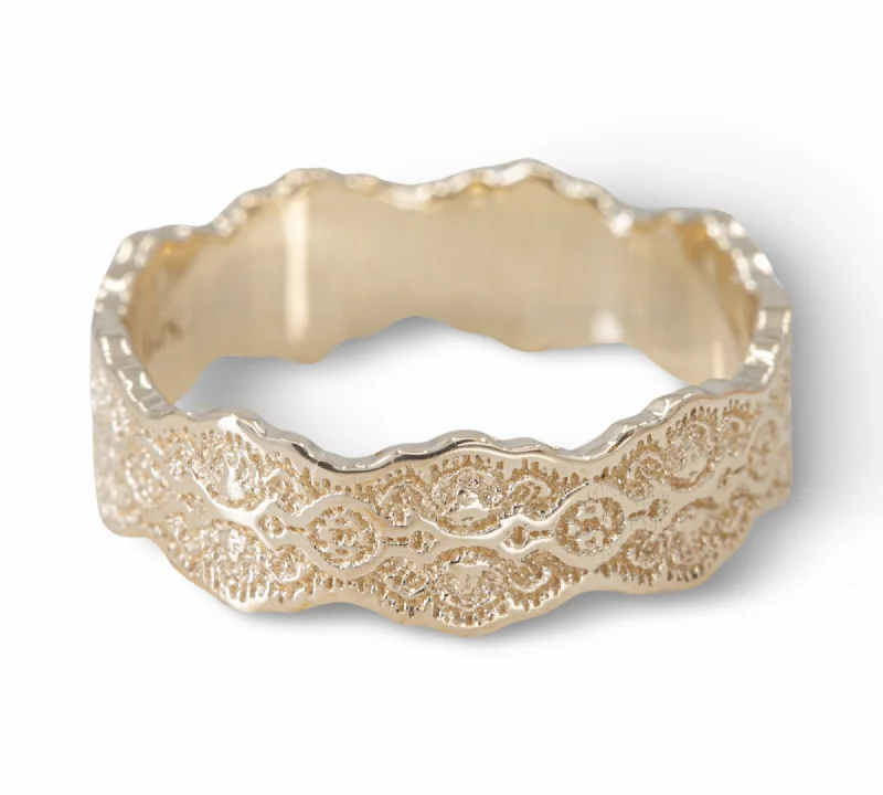 Lorelei Lace Wedding Ring