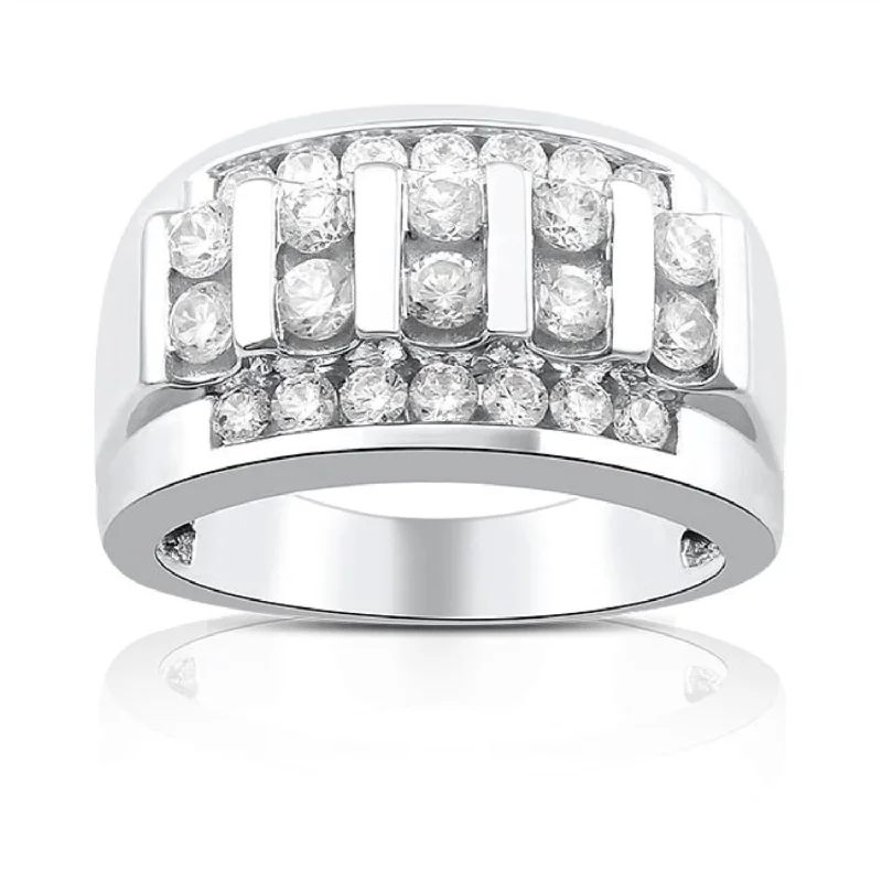 2 CTW Diamond Ring in 10KT White Gold