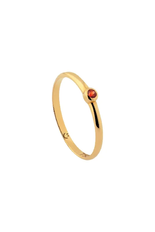 The Smiley Insider 18K Gold Ring w. Garnet