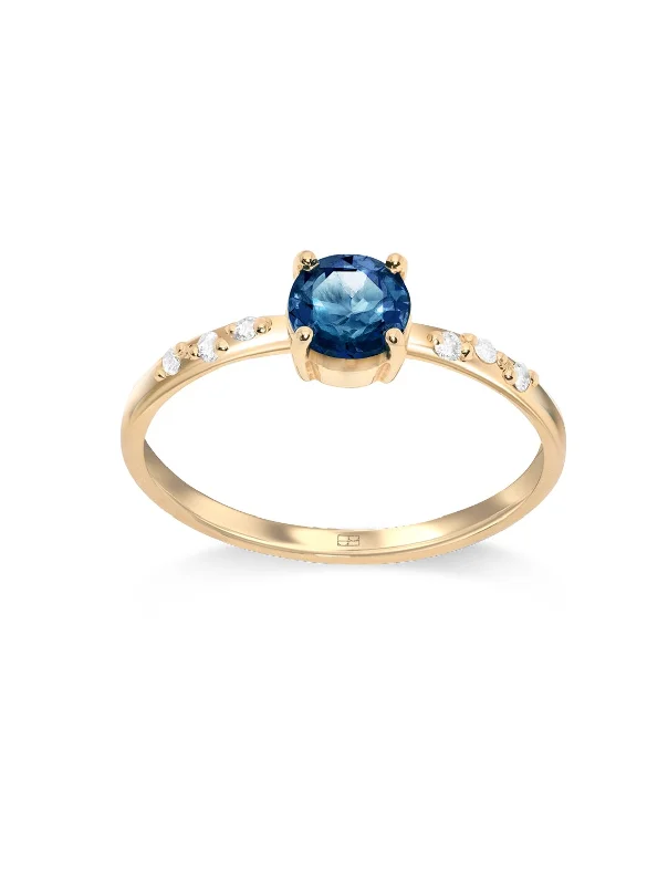 Your Way N°12 18K Gold Ring w. Topaz & Diamonds