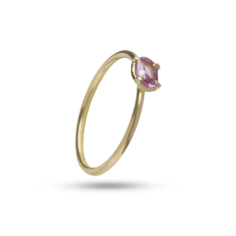 Delicate oval Pink 18K Gold Ring w. Sapphire