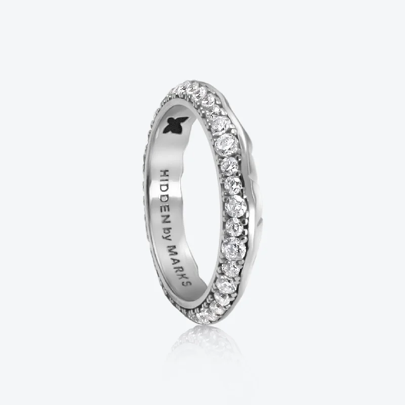 A.Iceberg 18K Whitegold Ring w. Pave Lab-Grown Diamonds