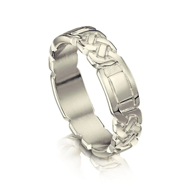 Lover’s Knot Ring in 9ct White Gold