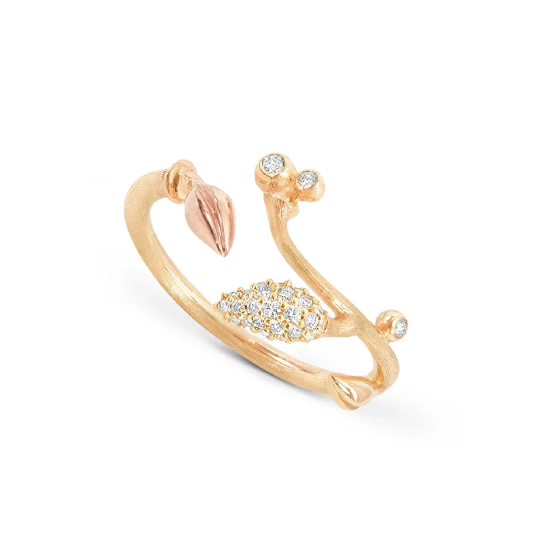 Blooming 18K Gold Ring w. Diamonds