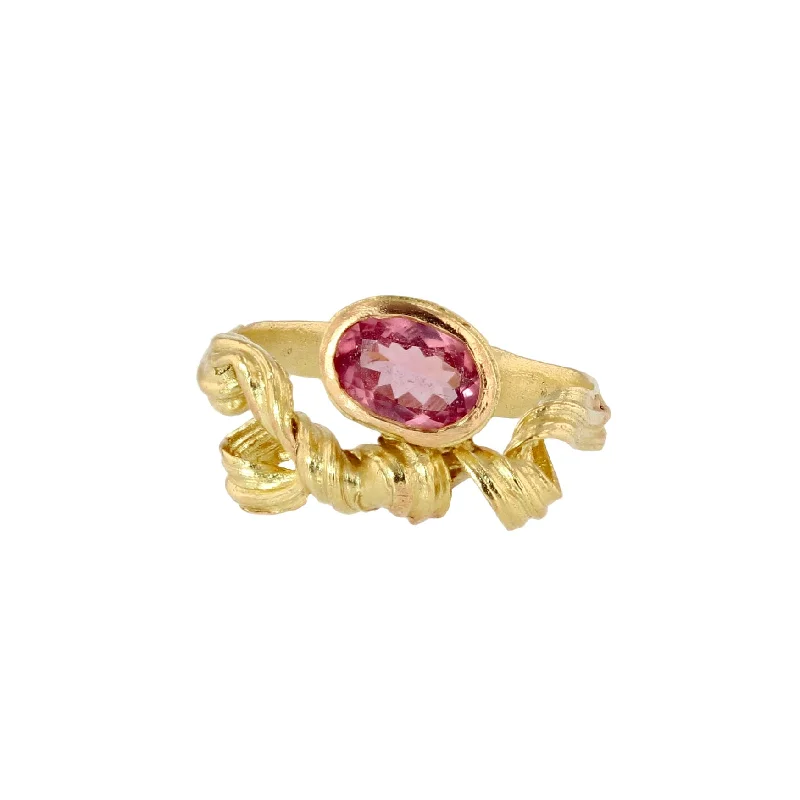 Fouettés 18K Gold Ring w. Tourmaline