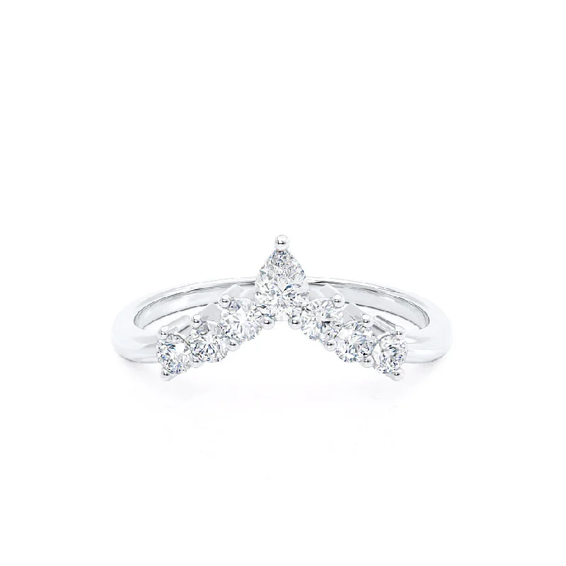 POSE - Tiara Pear Wedding Ring 18k White Gold