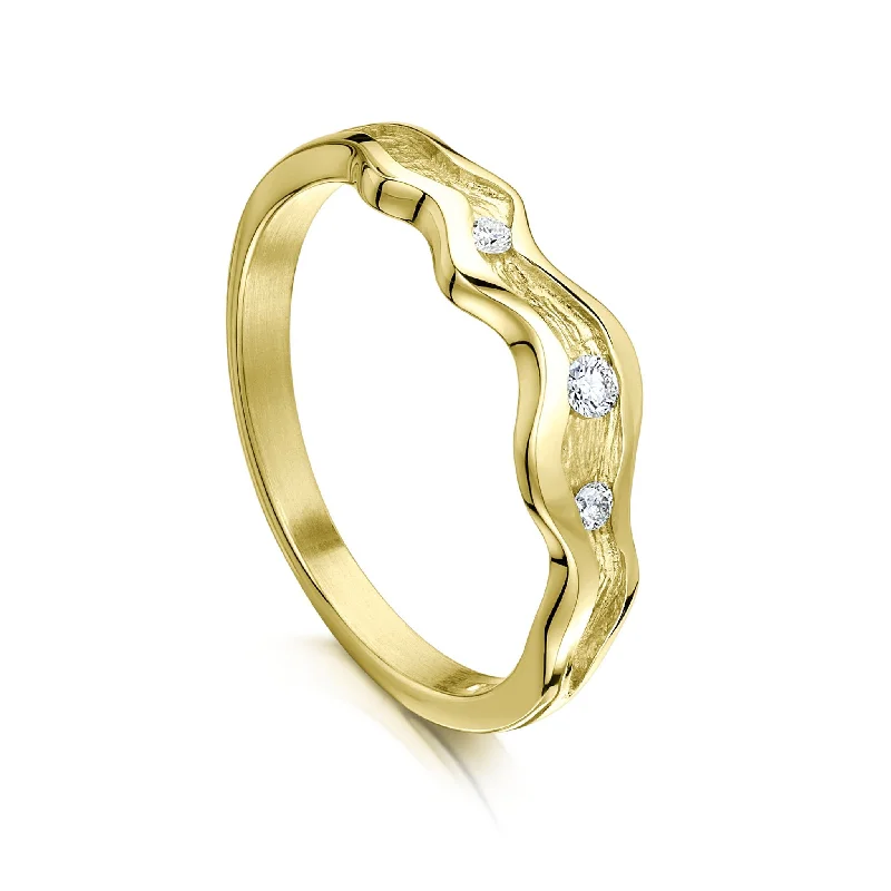 River Ripples Diamond Ring in 18ct Yellow Gold