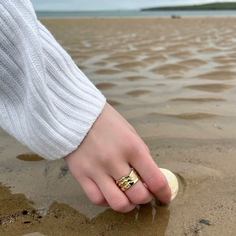 River Ripples Dress Ring in 9ct Yellow Gold