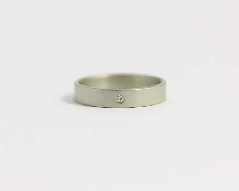 Ethical White Alluvial Gold & Recycled Diamond Ring - Narrow