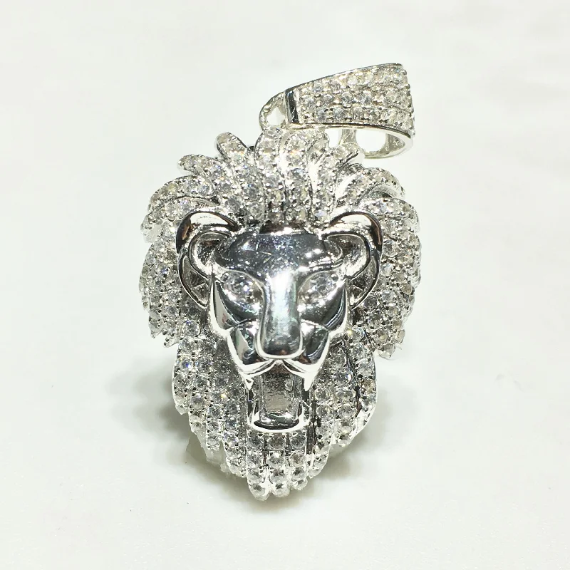 Iced-Out Lion Head Pendant (Small) Silver