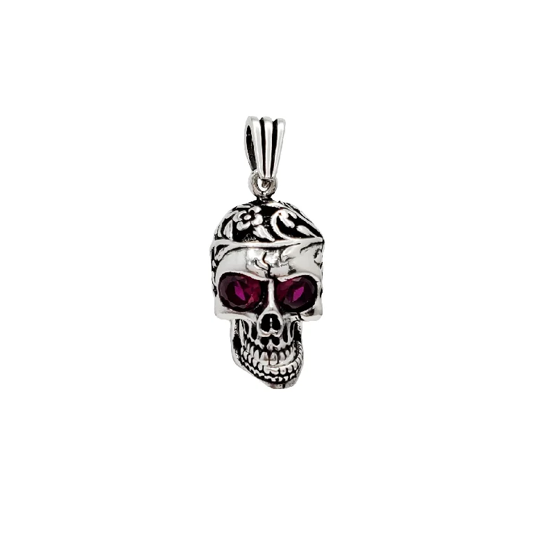 Red-Eyes Antique-Finish Skull Pendant (Silver)