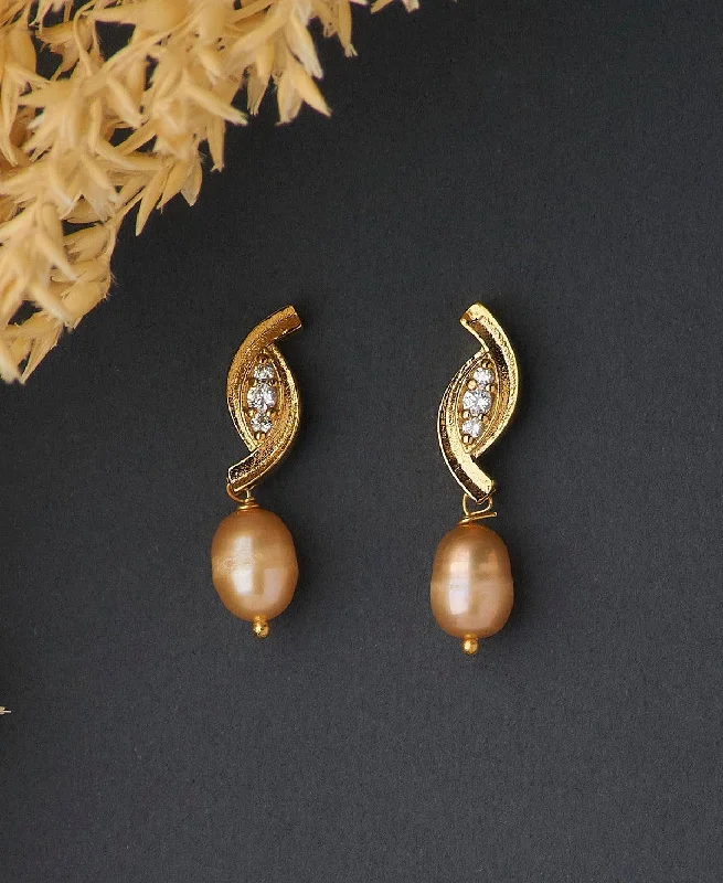 Elegant Stone Studded Pearl Earring