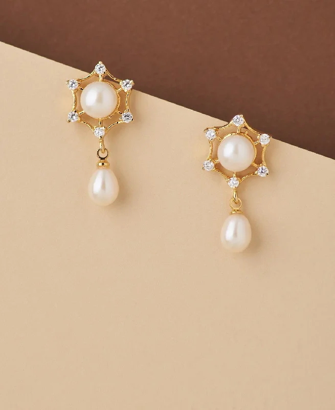 Floral Stone Studded Pearl Earring