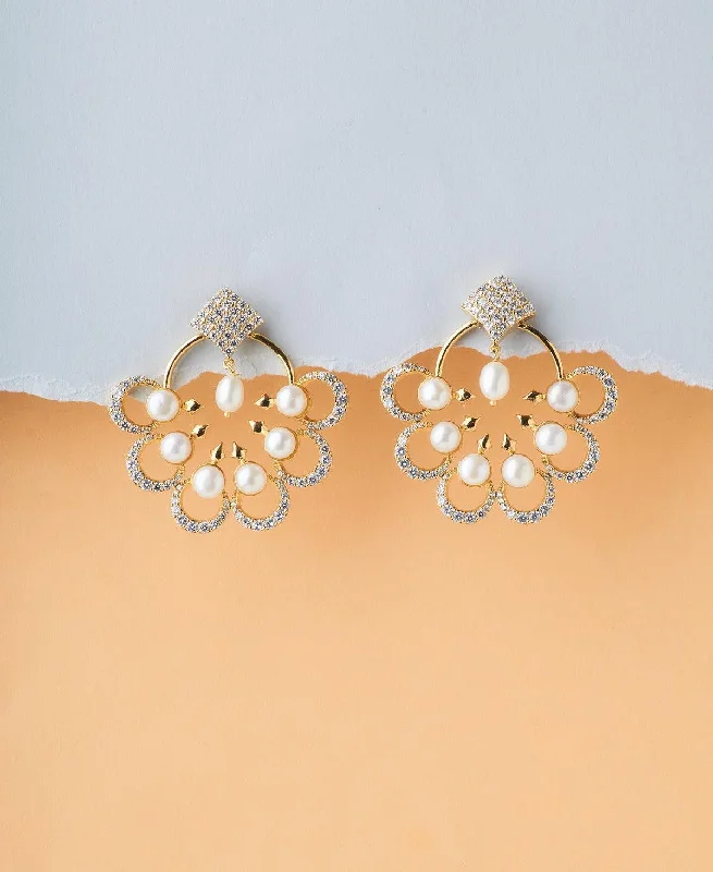 Gorgeous Stone Studded Pearl Earring