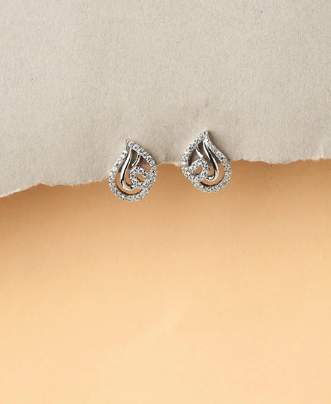 Graceful Silver Stud Earring