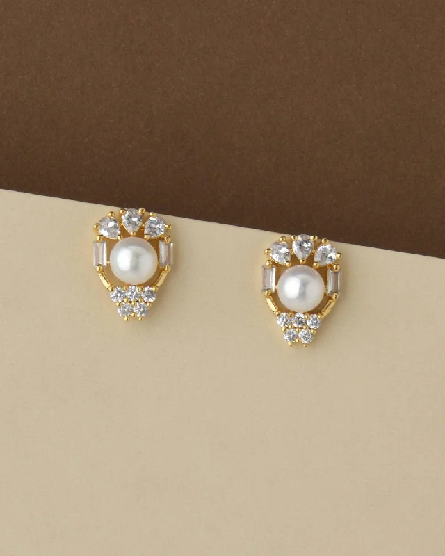 Pretty Pearl & Stone Stud Earring