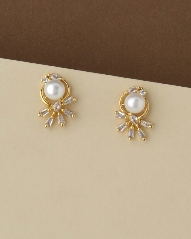 Pretty Pearl & Stone Stud Earring