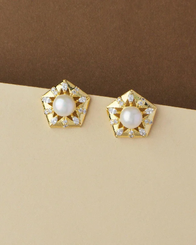 Floral Pearl Stud Earring